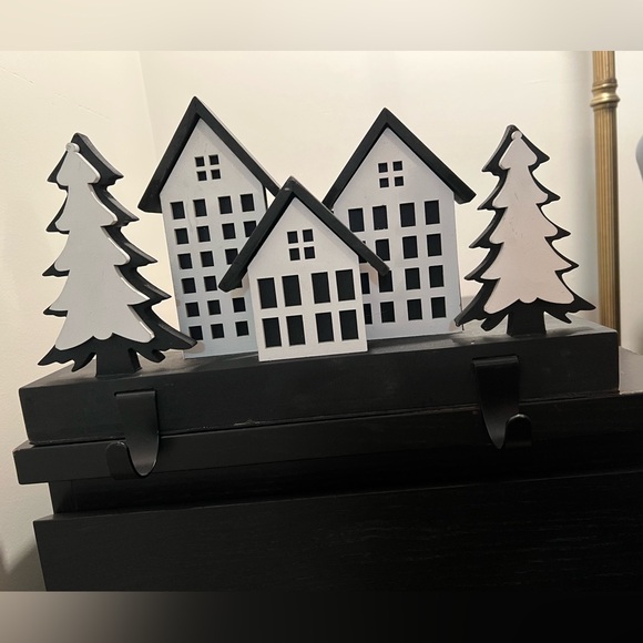 Winter/Holiday Themed Mantle Hooks for Stockings, Garland, and more! - Picture 4 of 4